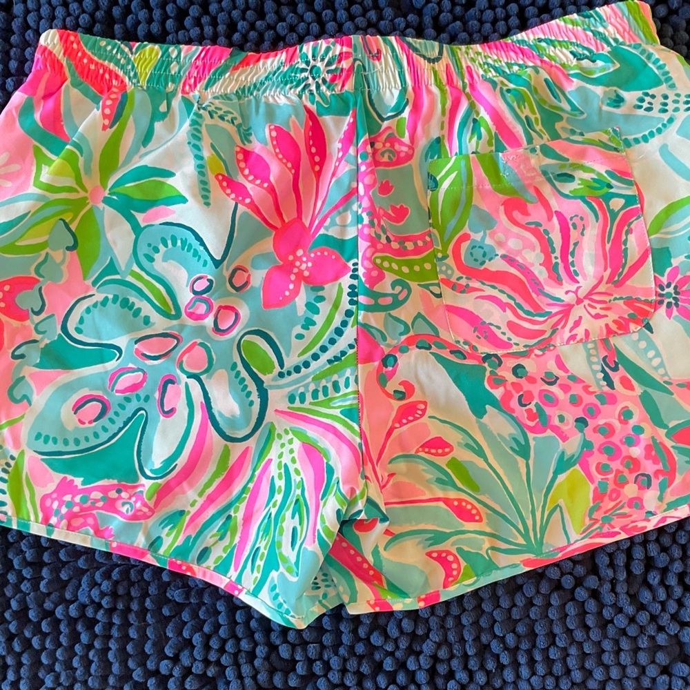 Lilly Pulitzer Luxetic Athletic Shorts - Picture 2 of 6